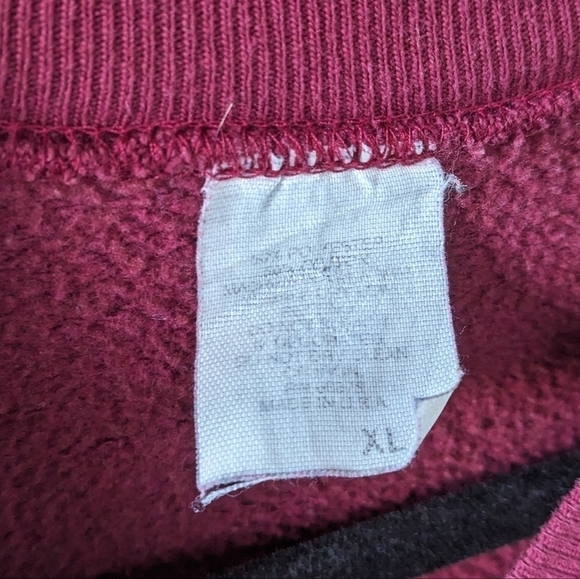 Vintage 1996 Cheers Boston Bar Burgundy Red Crew Neck Sweatshirt Unisex XL - Picture 3 of 6